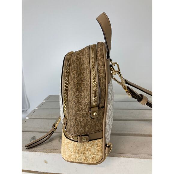 MICHAEL KORS MINI PVC SIGNATURE PRINT CROSSBODY BAG - Picture 6 of 15